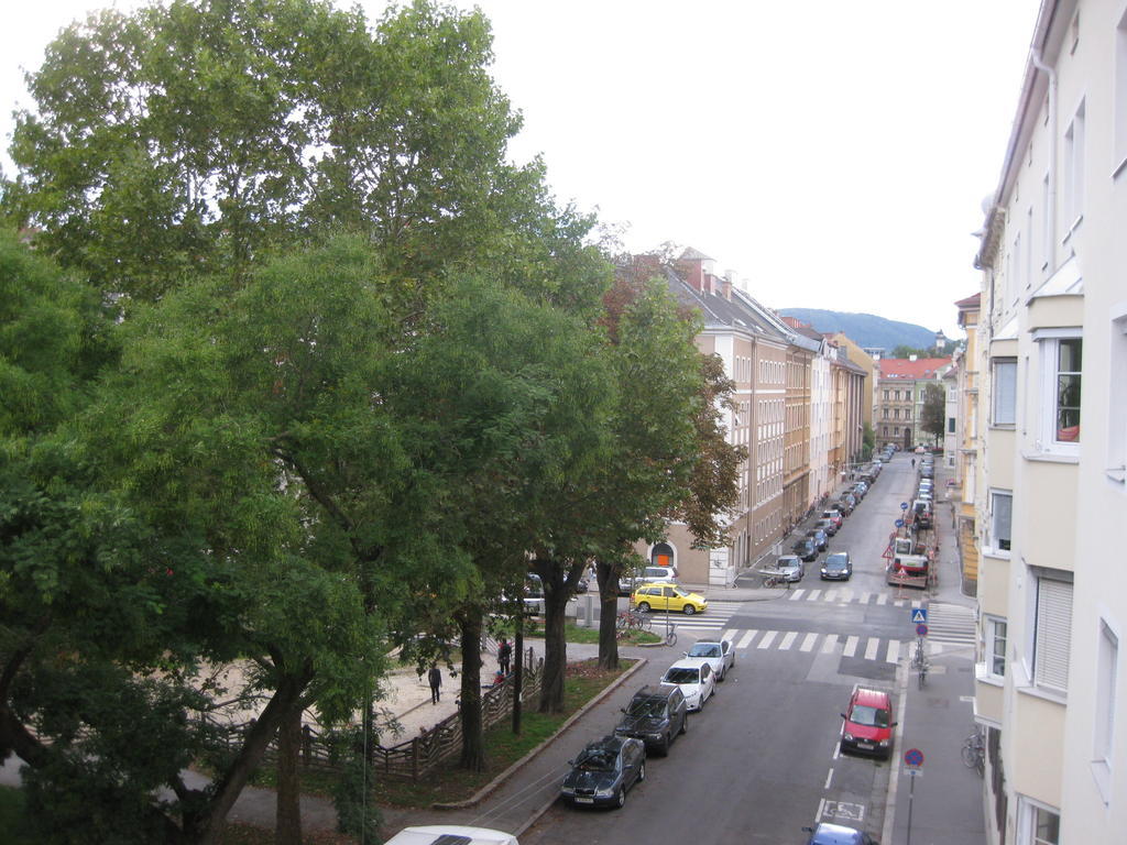 Appartement St. Leonhard Graz Exteriör bild