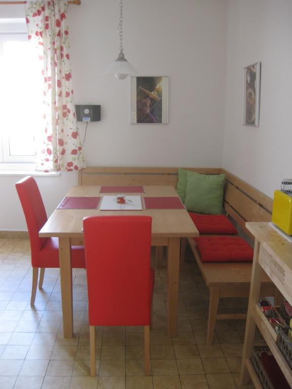 Appartement St. Leonhard Graz Exteriör bild