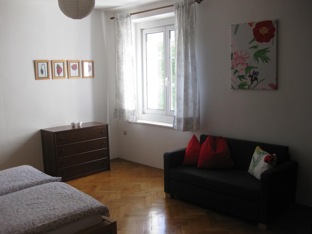 Appartement St. Leonhard Graz Exteriör bild